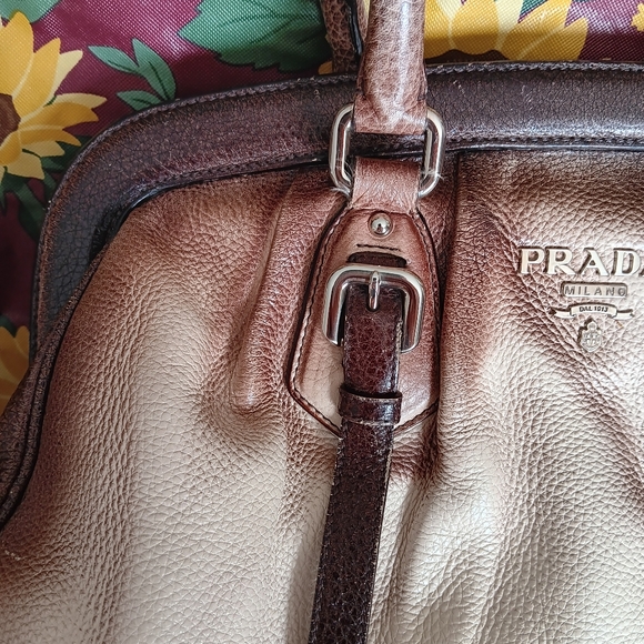 *Genuine Vintage Prada Leather Ombre bag!* - Picture 2 of 14